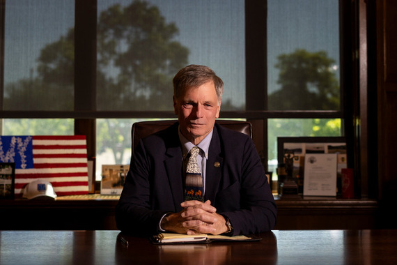 Official Portrait Gordon 1